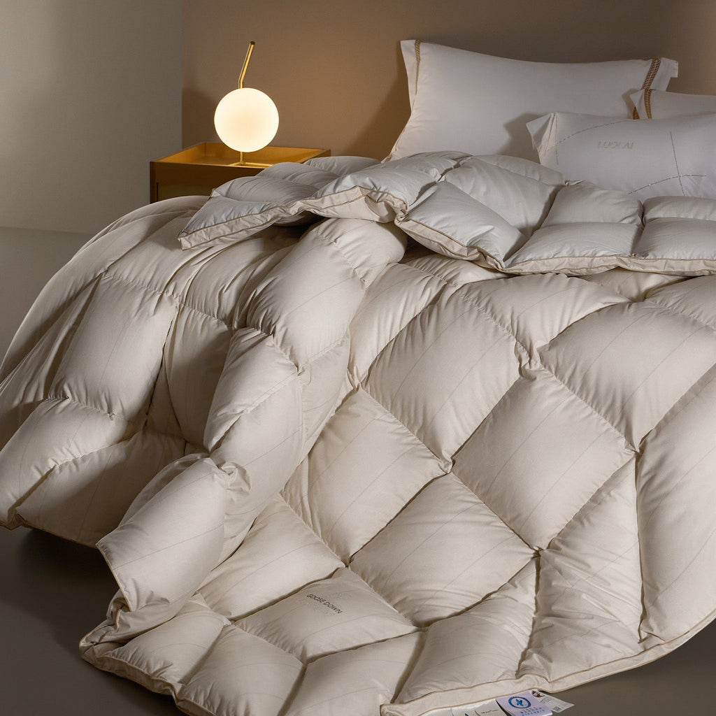 Snowfield 95% Goose Down  Heavy-Weight Quilt