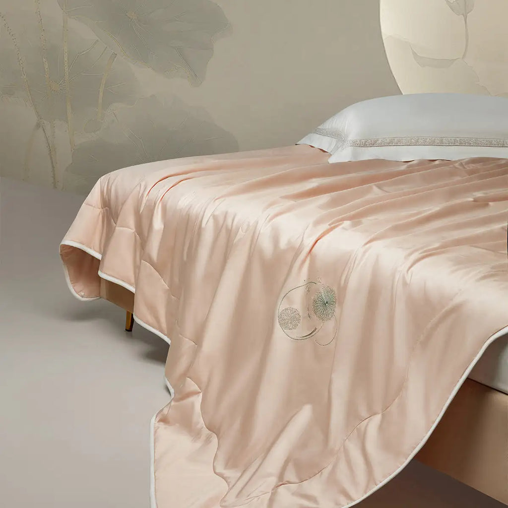 Traceable Silk-Filled Cotton Cover Embroidered duvet