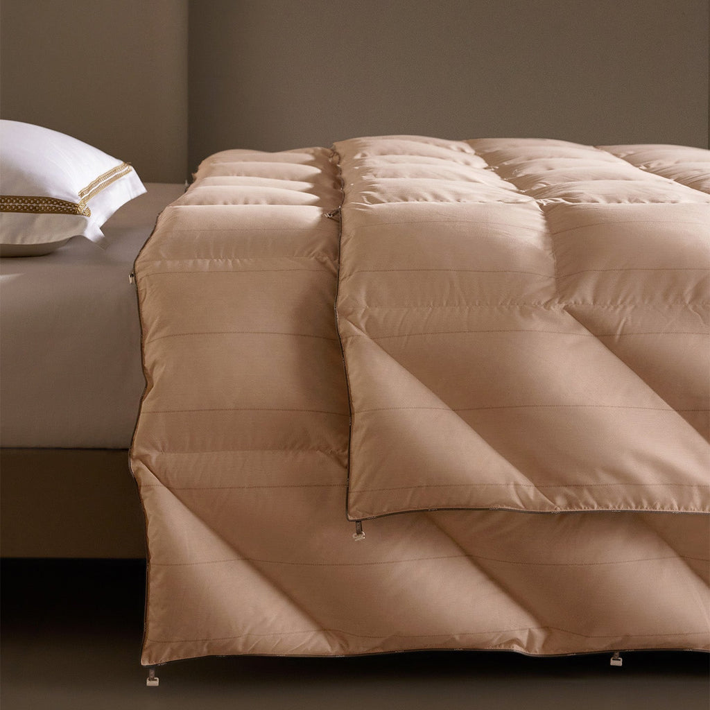 Snowfield 95% Goose Down  Heavy-Weight Quilt