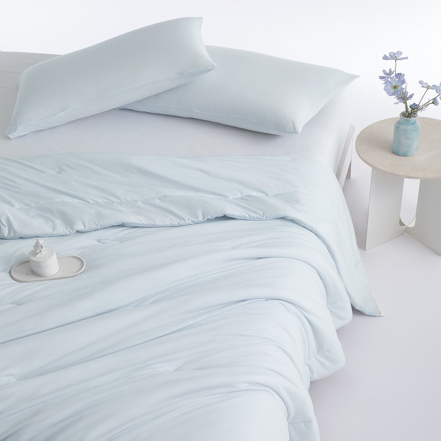 CloudKnit Tencel-Cotton Comforter