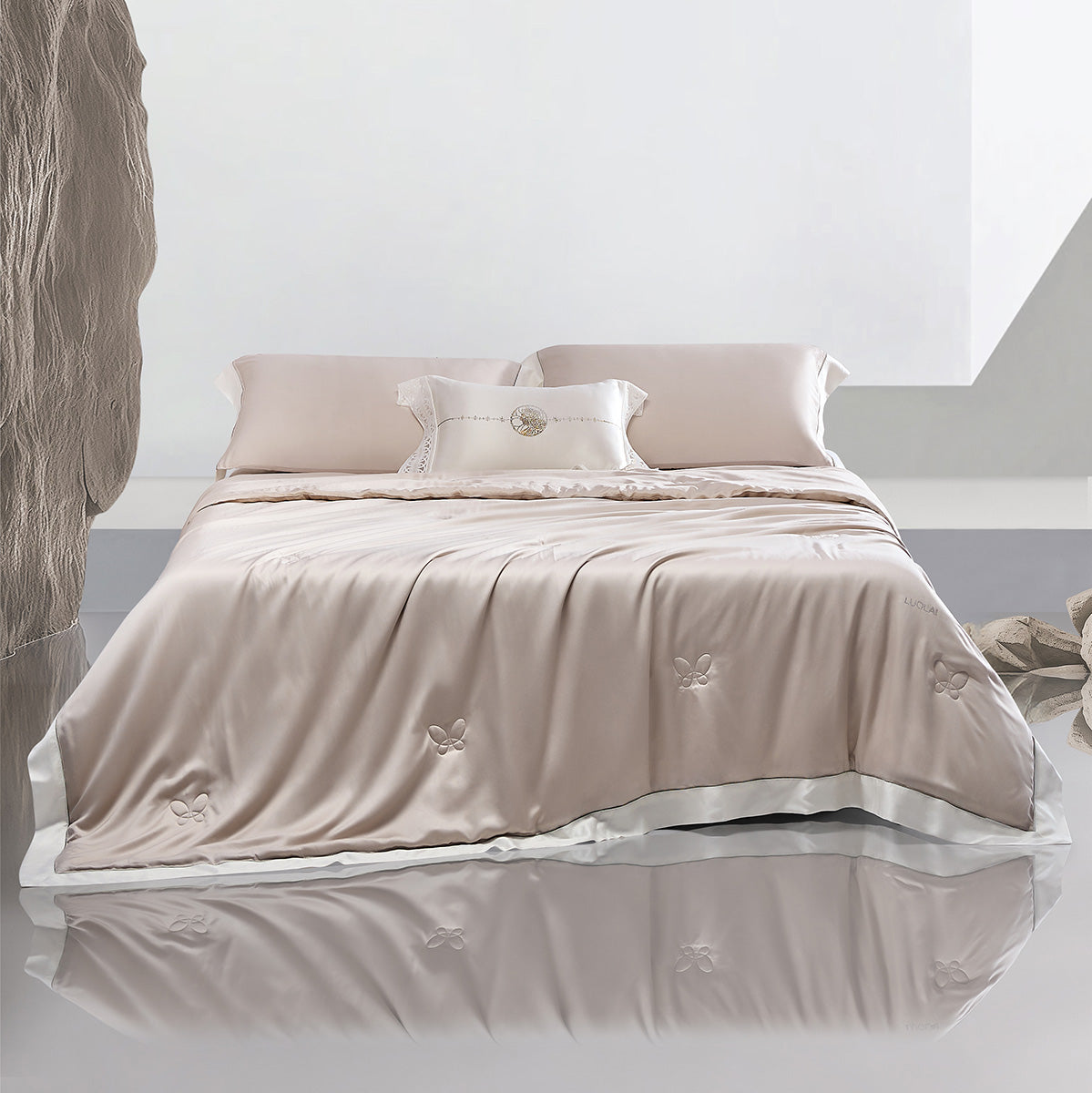 Naturally Fresh Washable Mulberry Silk Duvet