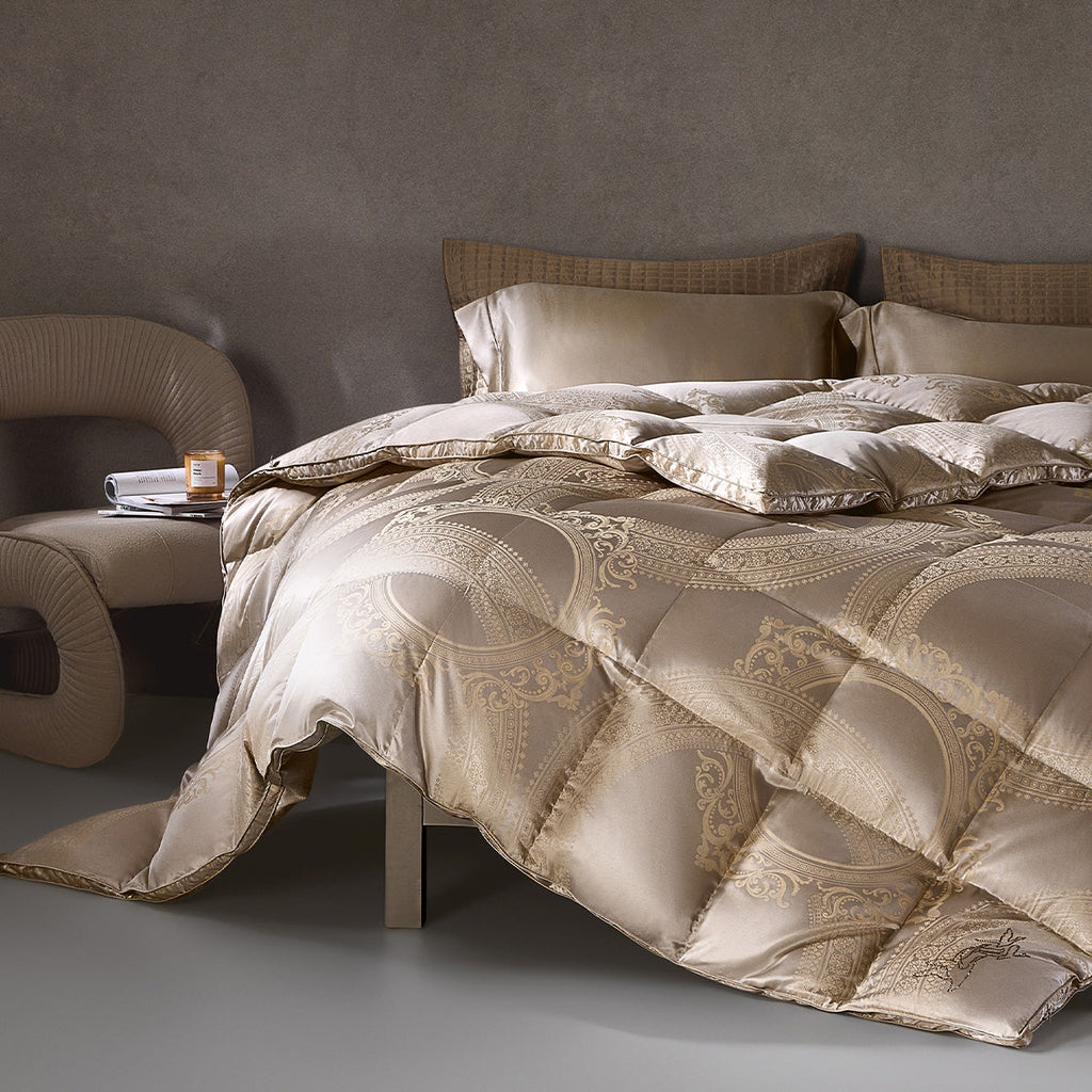 95% Polish White Goose Down Luxury Jacquard Heavy-Weight Quilt